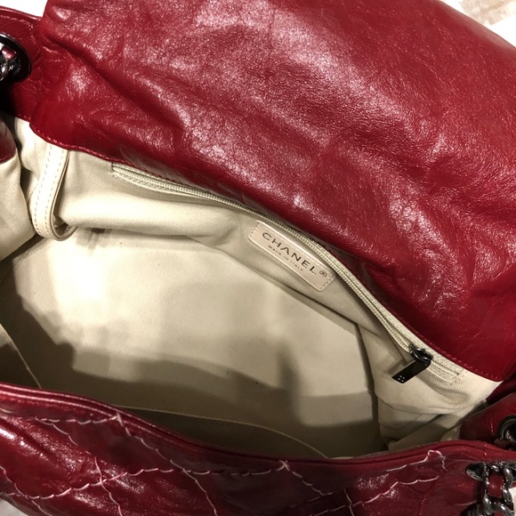 100% Authentic Red Chanel Satchel/Crossbody - Picture 5 of 9